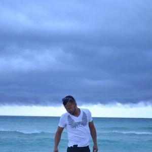 Meet your Posher, Genaro